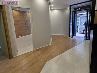 Local comercial en venta en Zona Pueblo en Guardamar del Segura