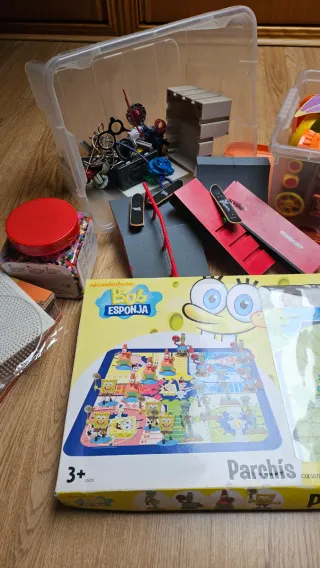 Lote de juegos infantiles
