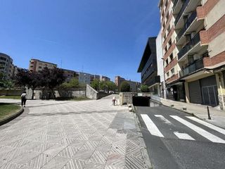 Local comercial en venta en Centro - Desierto - Arrontegi en Barakaldo