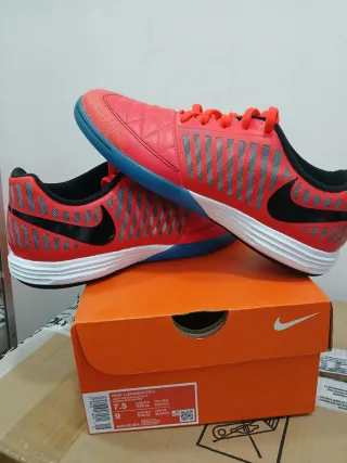 Zapatillas Nike Futbol Sala LunarGato II Talla 40,