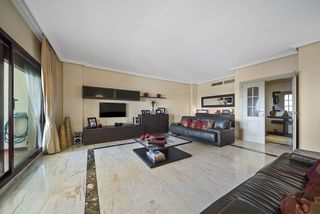 Piso en venta en Puerto Marina en Benalmádena