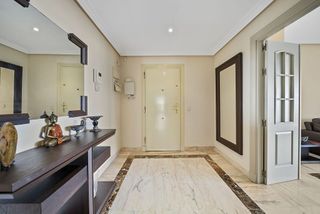 Piso en venta en Puerto Marina en Benalmádena