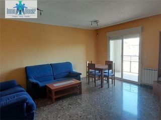 Piso en venta en Santa Cruz - Industria - Polígono Campollano en Albacete