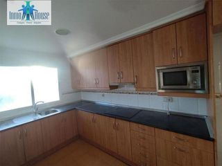 Piso en venta en Santa Cruz - Industria - Polígono Campollano en Albacete