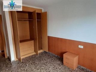 Piso en venta en Santa Cruz - Industria - Polígono Campollano en Albacete