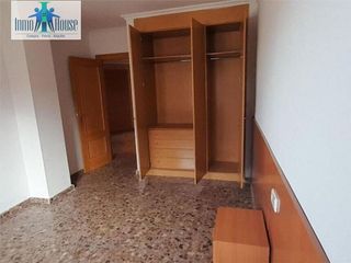 Piso en venta en Santa Cruz - Industria - Polígono Campollano en Albacete
