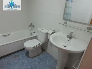 Piso en venta en Santa Cruz - Industria - Polígono Campollano en Albacete