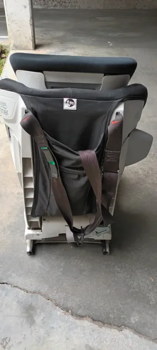 Silla coche Britax Römer negra