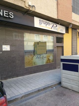 Local comercial en venta en Hospital - Parque sur en Albacete