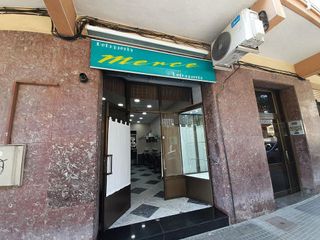 Local comercial en alquiler en Plaça Catalunya en Prat de Llobregat, El