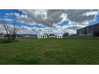 Terreno en venta en El Sucre-Universitat en Vic