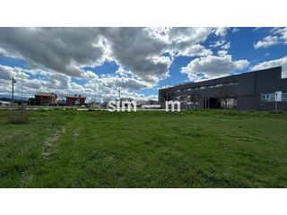 Terreno en venta en El Sucre-Universitat en Vic