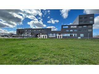 Terreno en venta en El Sucre-Universitat en Vic