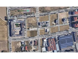 Terreno en venta en El Sucre-Universitat en Vic