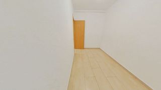 Piso en venta en El Raval - Safaretjos en Santa Coloma de Gramanet