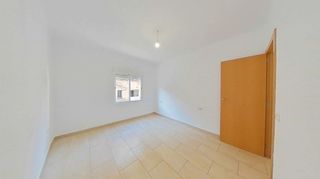Piso en venta en El Raval - Safaretjos en Santa Coloma de Gramanet