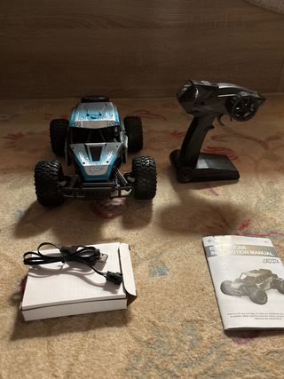 Coche teledirigido 4x4