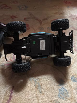 Coche teledirigido 4x4