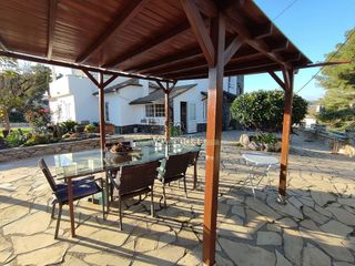 Chalet en venta en Vallirana