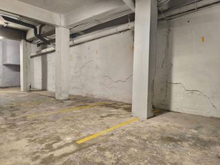 Garaje en alquiler en Monte Alto - Zalaeta - Atocha en Coruña (A)