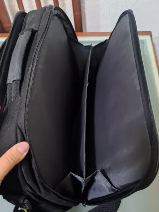 Maletín Case Logic negro seminuevo