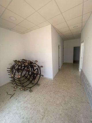 Local comercial en alquiler en Núcleo Urbano en Chiclana de la Frontera