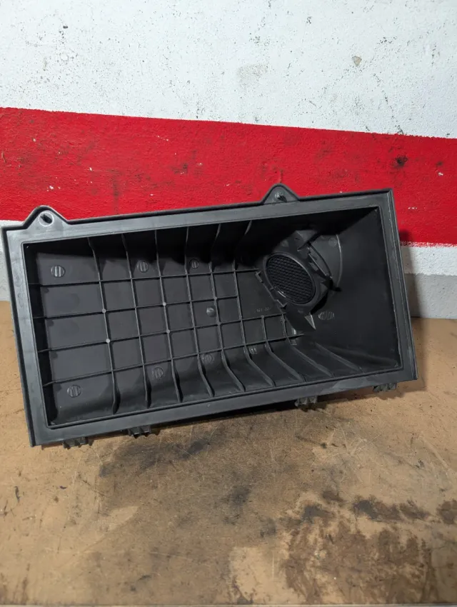 Caja de filtro de aire 1JO129607