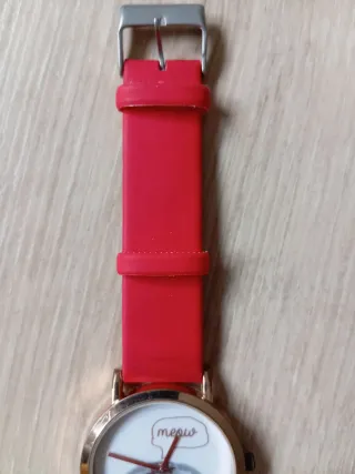 Reloj esfera gato correa roja