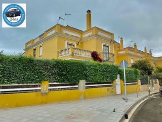 Casa pareada en venta en V Centenario-Piletas-Capuchinos en Sanlúcar de Barrameda