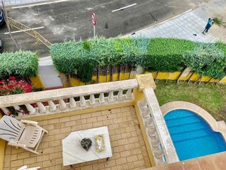 Casa pareada en venta en V Centenario-Piletas-Capuchinos en Sanlúcar de Barrameda