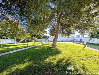 Chalet en venta en Linares