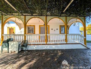 Chalet en venta en Linares