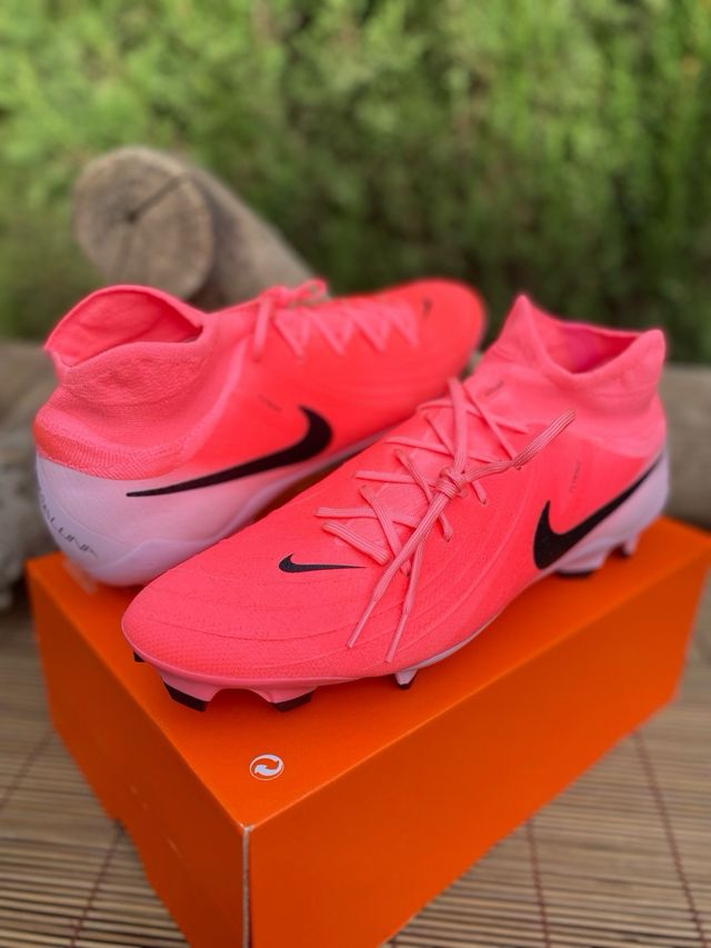 Nike Phantom Luna II PRO Fg. Talla 47,5