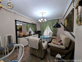 Chalet en venta en Linares