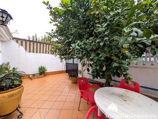 Chalet en venta en Linares