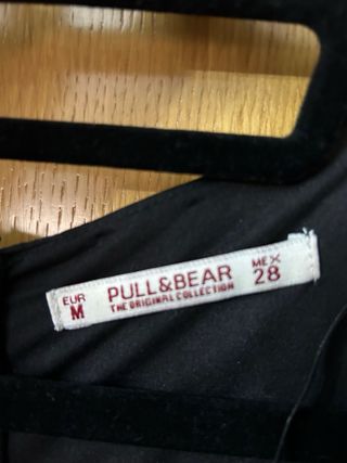 Mono corto fiesta Pull&Bear negro talla M