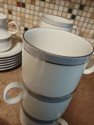 Set da tè in porcellana