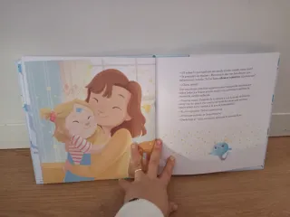 Libro infantil  Necesito un abrazo: Un cuento para