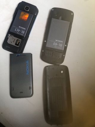 Nokia Asha 300 e Nokia 5310 XpressMusic