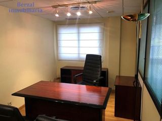 Oficina en venta en Centro en Logroño