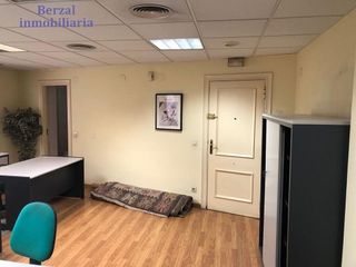 Oficina en venta en Centro en Logroño