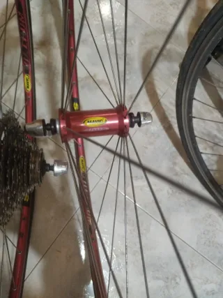 Llantas Mavic Helium