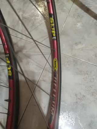 Llantas Mavic Helium