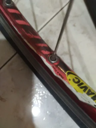 Llantas Mavic Helium