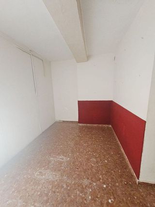 Local comercial en venta en Cabra
