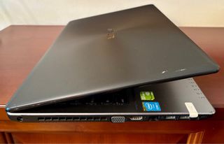 Portátil Asus R510JF i7 / 8GB RAM / SSD 512GB