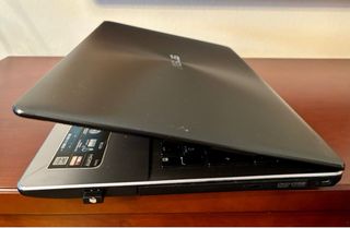 Portátil Asus R510JF i7 / 8GB RAM / SSD 512GB