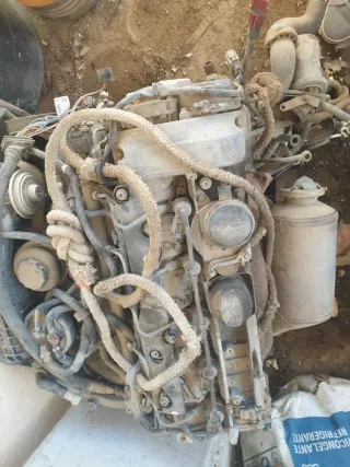 Motor Mercedes E270CDI W210