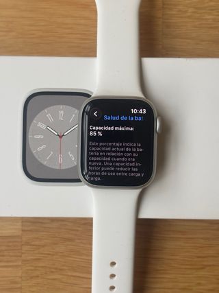 Apple Watch Series 8 41mm con correas
