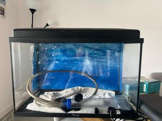 Acuario/pecera 60L con accesorios
